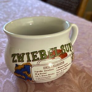 Zwiebel Suppe White Ceramic Soup Mug